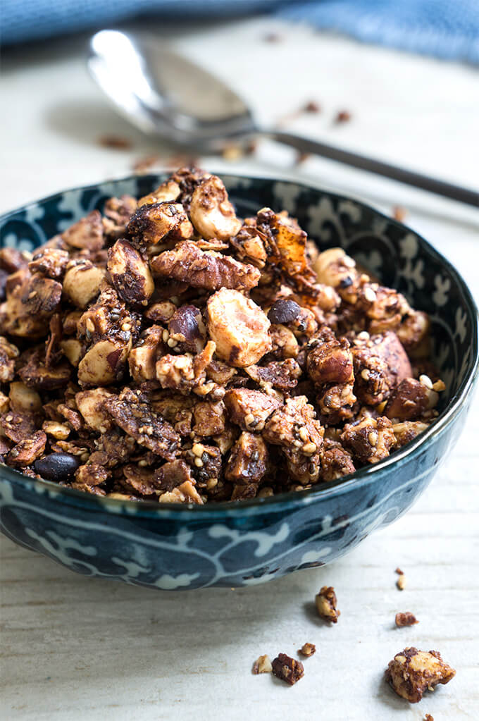 Dark Chocolate Granola - nutty, crunchy, and full of addictive hazelnut-chocolate flavors, gluten free and vegan too. | www.viktoriastable.com