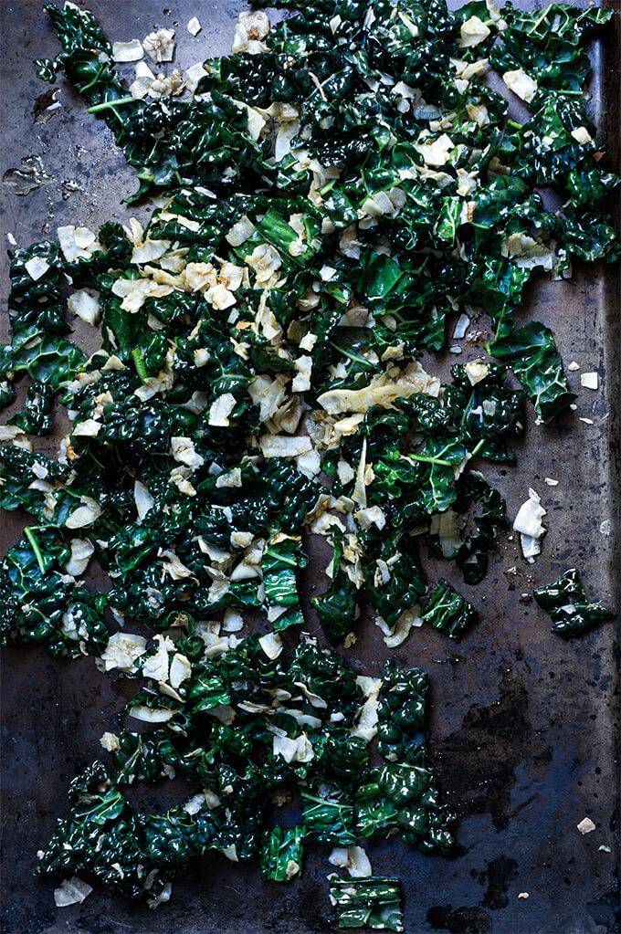 Kale salad with toasted coconut and sesame oil - this fantastic salad has it all - it's crunchy, it's salty, it's satisfying, and feels like comfort food, yet is a health bomb. | www.viktoriastable.com
