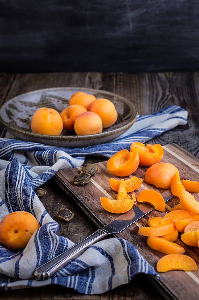 Apricot almond galette - flakey buttery crust, almond frangipane filling, and jammy sweet apricot on top complete this rustic summer galette. | www.viktoriastable.com