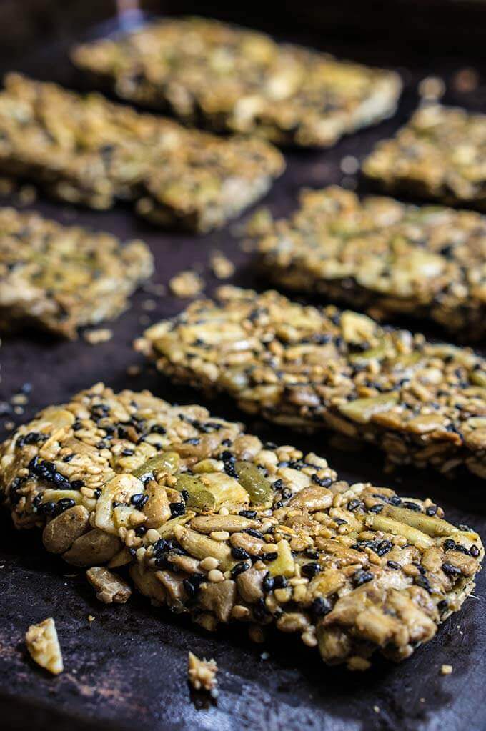 Savory sunflower seed bars - these crunchy, salty snack bars, are sugar-free, fluten-free, and totally addicting! | www.viktoriastable.com