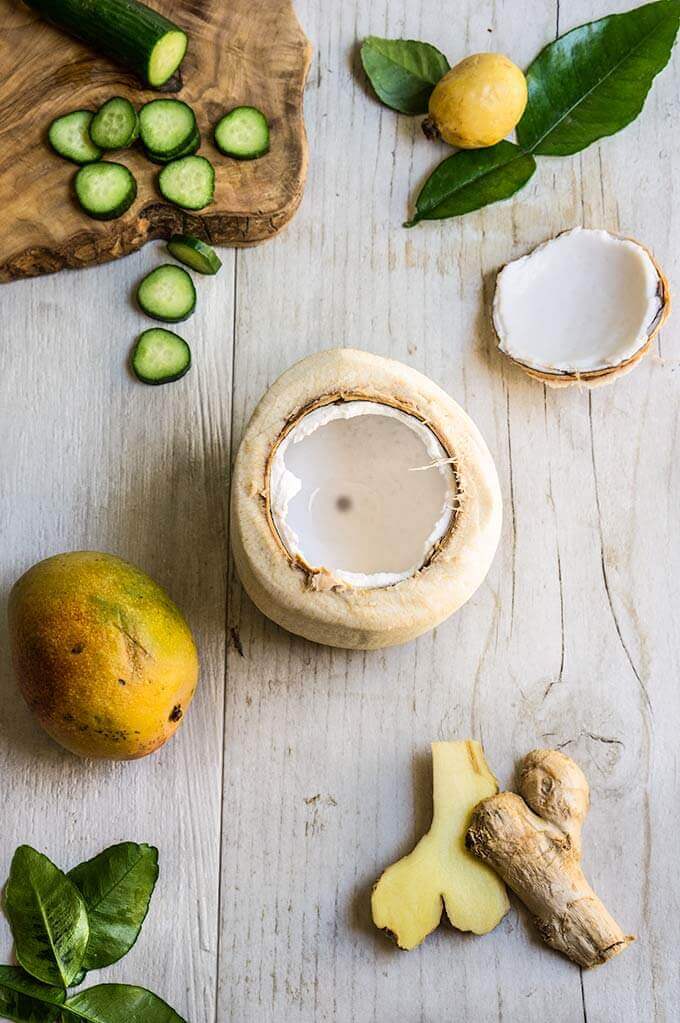 Coconut kaffir lime cooler - with its clean, refreshing taste, intriguing aroma, and a good amount of healthy fat, this smoothie is a great breakfast alternative on a hot morning. | www.viktoriastable.com