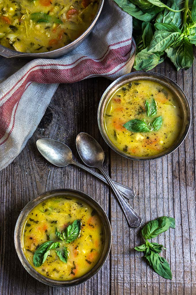 Chicken artichoke lemon soup | www.viktoriastable.com