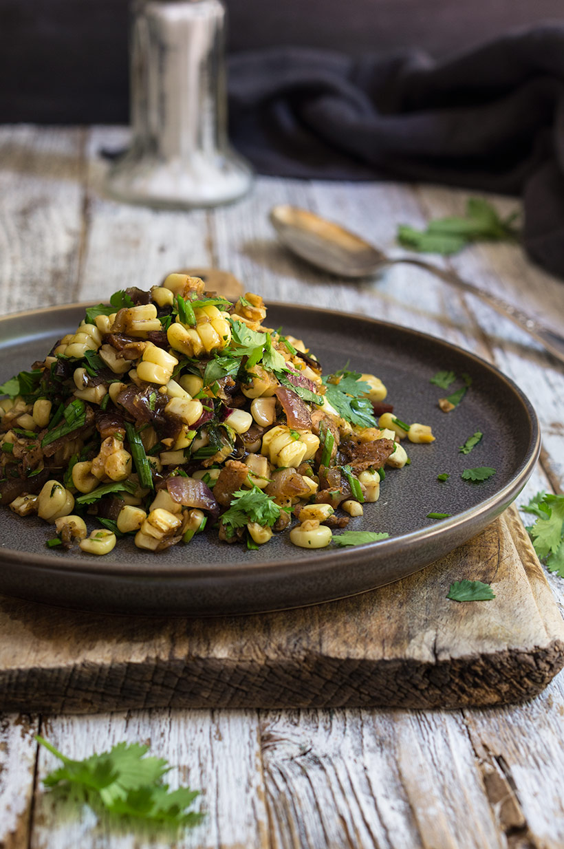Corn salad with caramelized onions, bacon & cilantro | www.viktoriastable.com