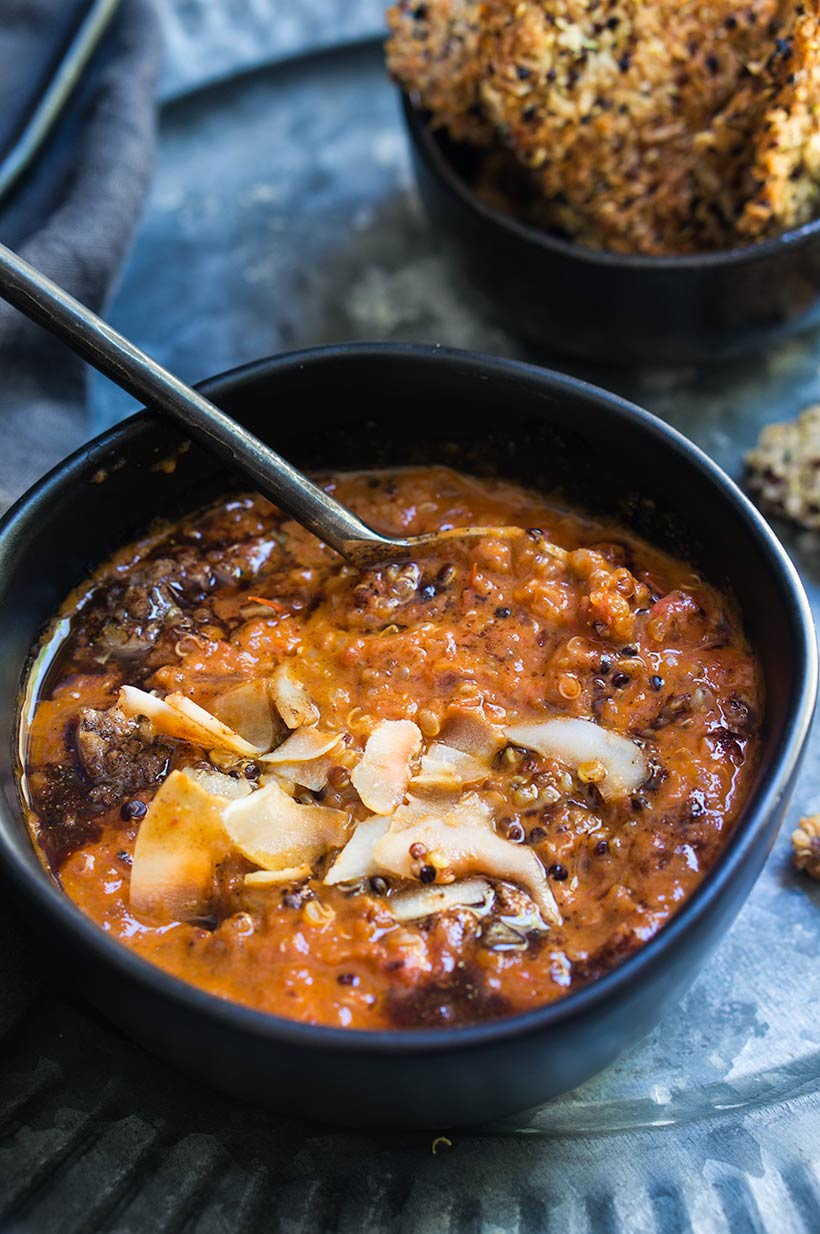 Roasted tomato coconut quinoa soup | www.viktoriastable.com