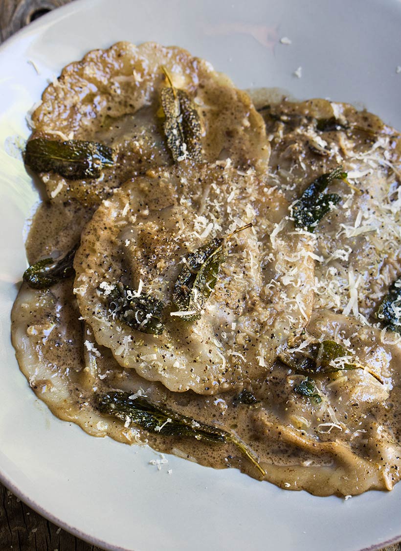 Mushroom pesto ravioli with sage butter sauce | www.viktoriastable.com
