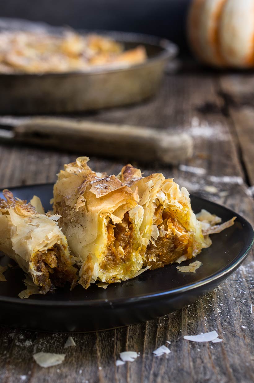 Pumpkin strudel | www.viktoriastable.com