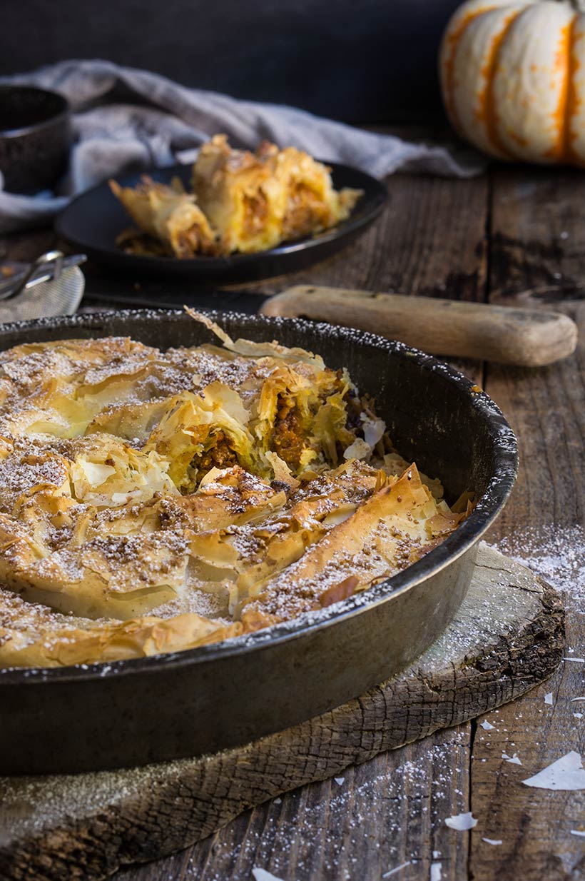 Pumpkin strudel | www.viktoriastable.com